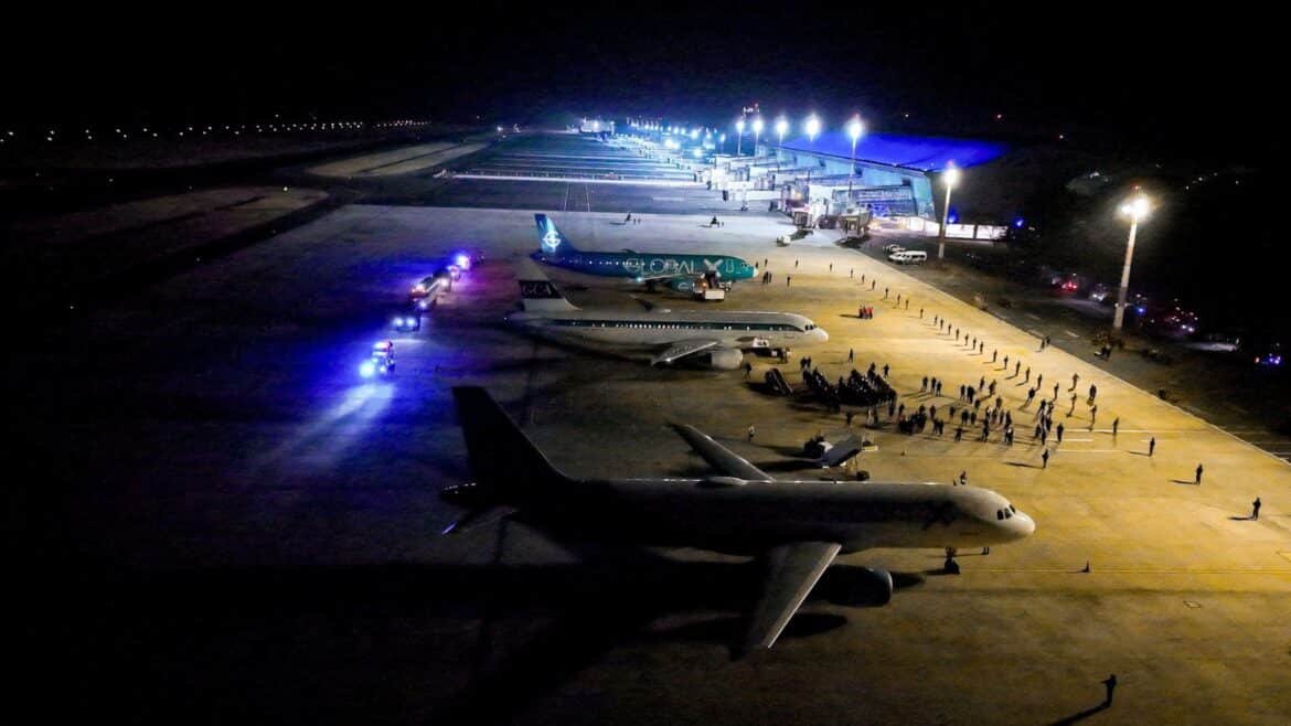 Man deported under the law of alien enemies due to the tattoo of the football logo: lawyer