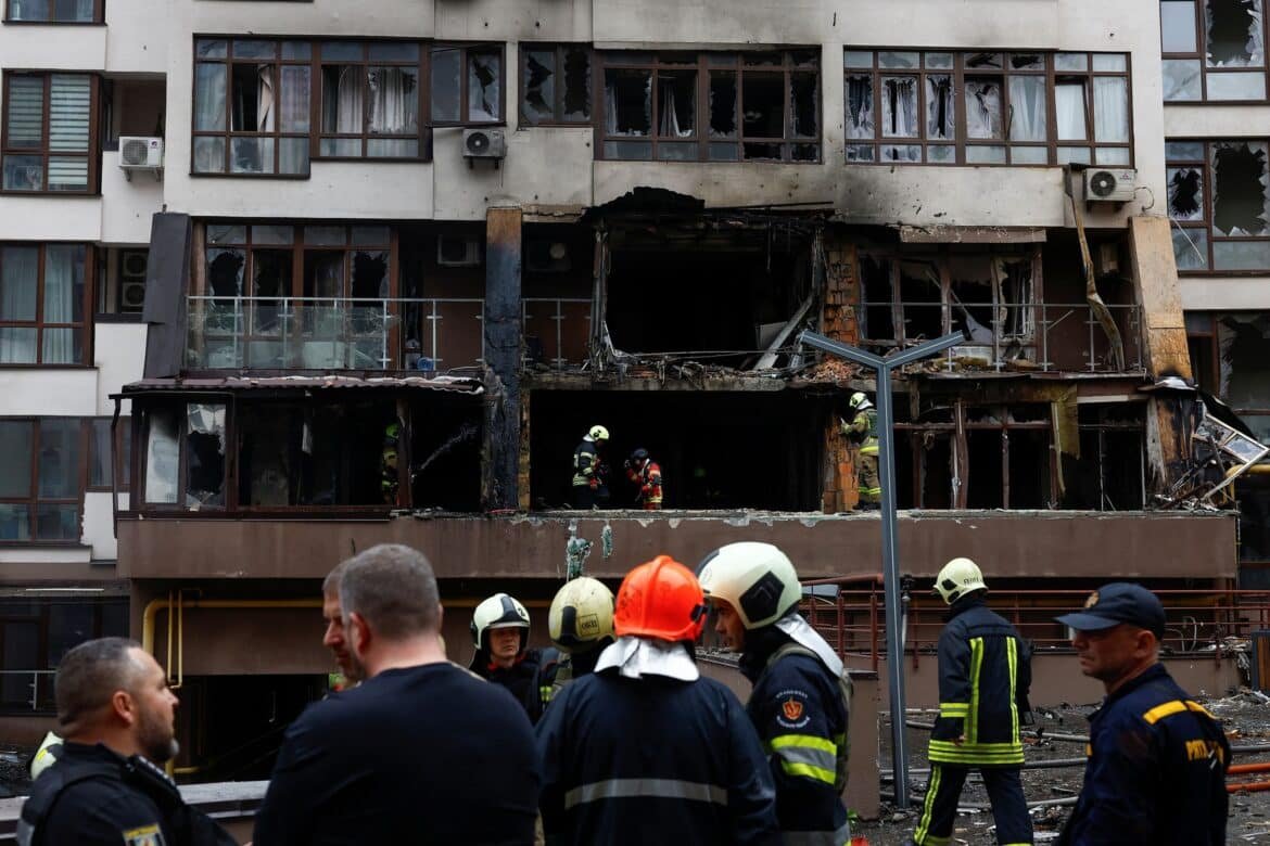 The Russian-Ukraine drone strike scale accumulates before possible high the fire conversations